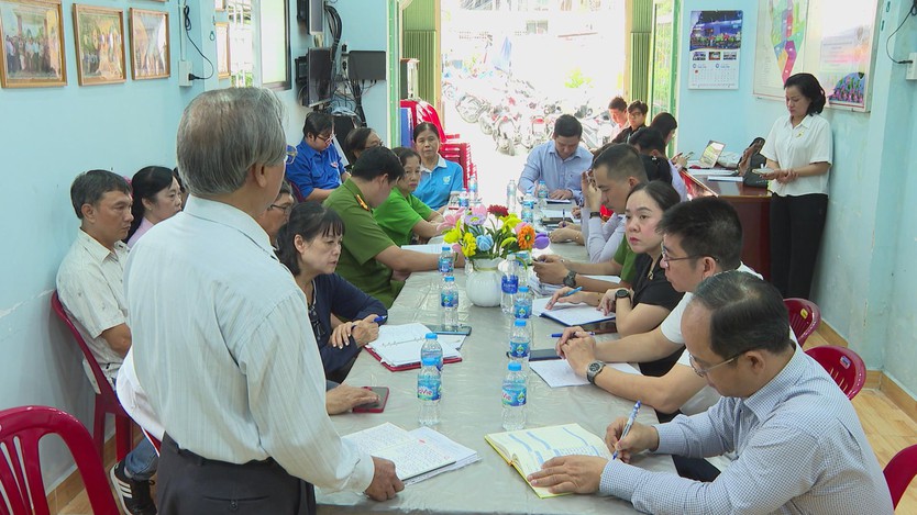 HĐND phường Tân Định tổ chức chương trình “Gắn kết niềm tin – Hành động trách nhiệm” - Ảnh 1.