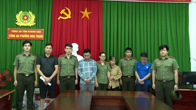 Khánh hòa Triệt phá đường dây lừa đảo tiền mã hóa chiếm đoạt hàng trăm tỷ đồng - Ảnh 1.