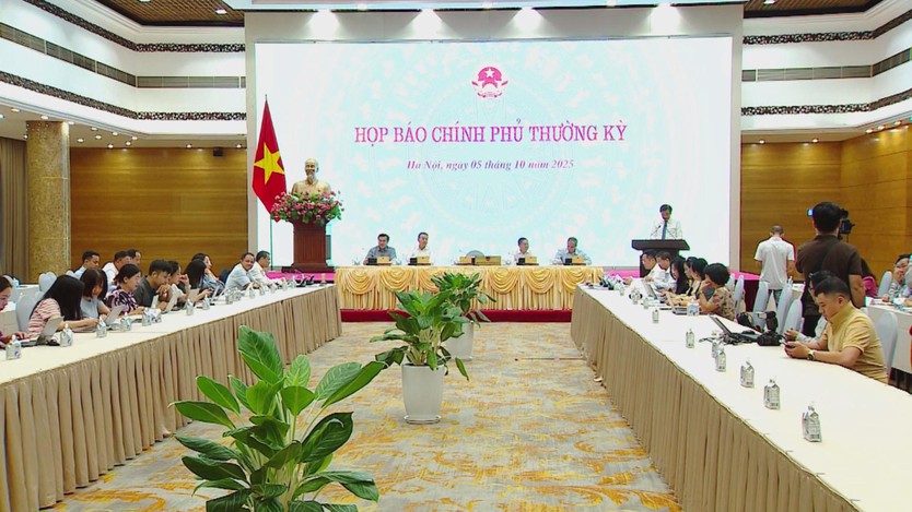 Giải ngân đầu tư công được tính toán kỹ lưỡng với kiểm soát lạm phát - Ảnh 1.
