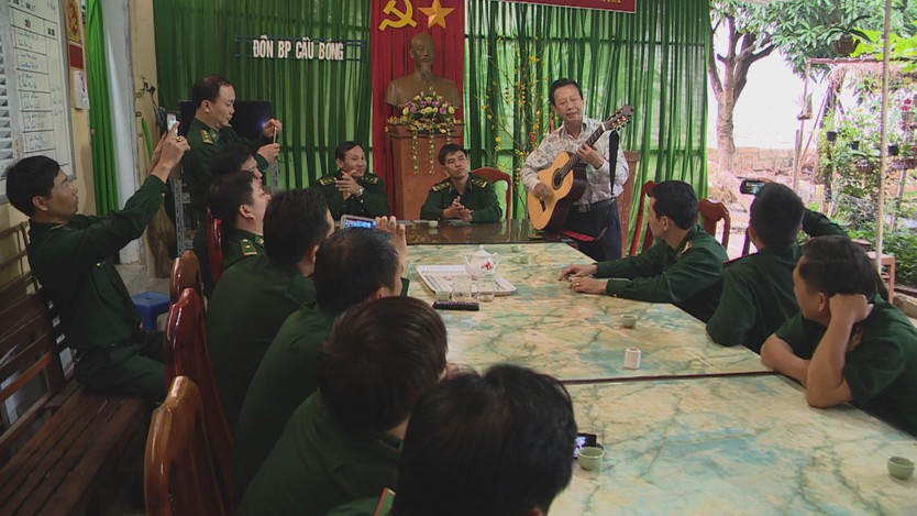 Nhạc sĩ Thế Hiển: "Nhánh lan rừng" vẫn mãi tỏa hương giữa đời - Ảnh 6.