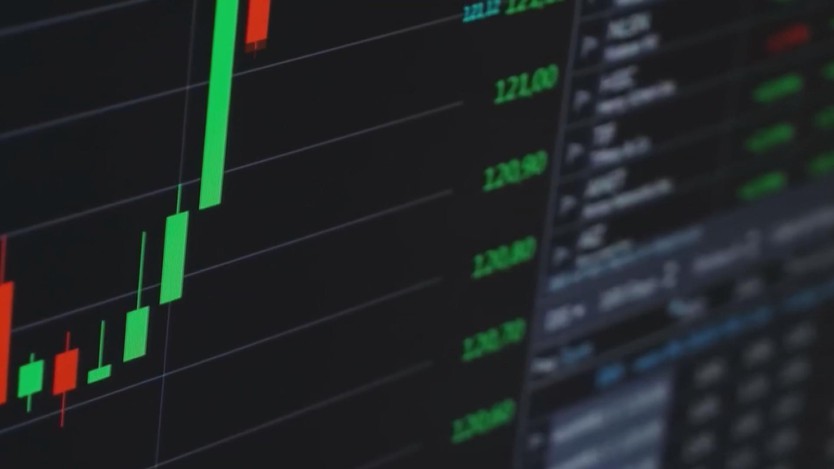 FTSE Russell nâng hạng thị trường chứng khoán Việt Nam lên nhóm “mới nổi” - Ảnh 2.
