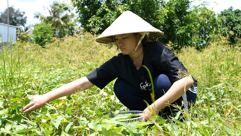 Diễm Quỳnh: Em ước mơ thành công an để lo cho mẹ, bảo vệ mọi người - Mái ấm gia đình Việt- Ảnh 9.