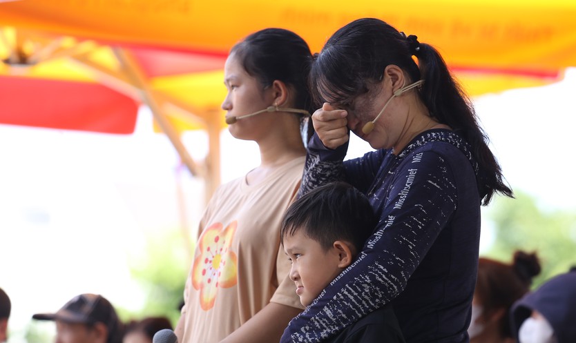 Diễm Quỳnh: Em ước mơ thành công an để lo cho mẹ, bảo vệ mọi người - Mái ấm gia đình Việt- Ảnh 11.
