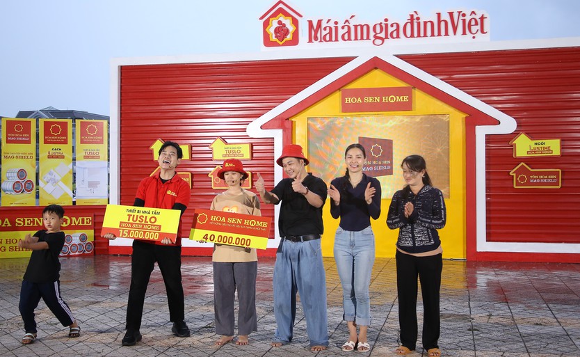 Quách Tuấn Du: 10 tuổi mồ côi cha, đi bán bánh dạo để kiếm tiền phụ mẹ - Mái ấm gia đình Việt - Ảnh 7.