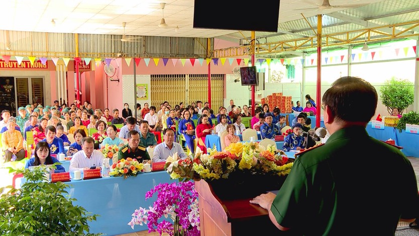 Sức mạnh đoàn kết Phường Long Bình: Chìa khóa cho sự phát triển bền vững - Ảnh 2.