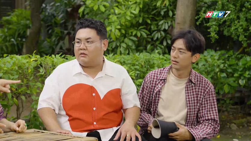 Sitcom "Lẹ không trễ tàu": Khi cả xóm... có bầu - Ảnh 4.