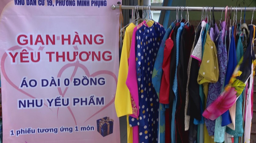 Ấn tượng "gian hàng 0 đồng" và công trình "ban công nở hoa" tại Ngày hội Đại đoàn kết phường Minh Phụng - Ảnh 3.