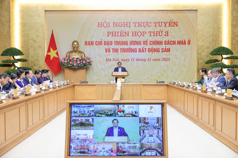 Thủ tướng: Xử lý ngay các hành vi tiêu cực, trục lợi trong lĩnh vực nhà ở xã hội - Ảnh 1.