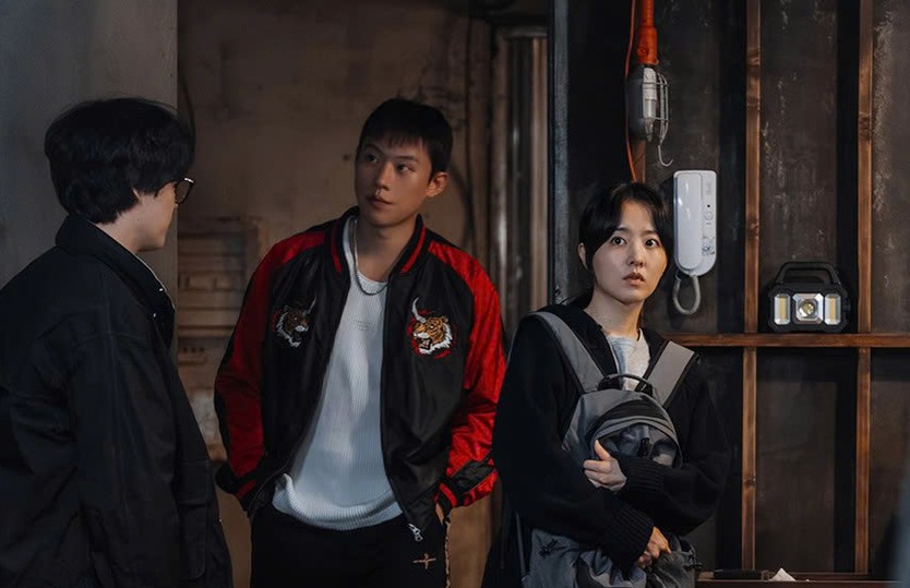 Disney+ tung 5 'át chủ bài' cho năm 2026, phim có Joo Ji Hoon được mong chờ nhất- Ảnh 6.