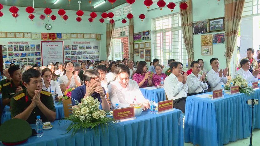 Phường Bình Dương tổ chức Ngày hội Đại đoàn kết toàn dân tộc tại Khu phố Phú Mỹ 5- Ảnh 5.