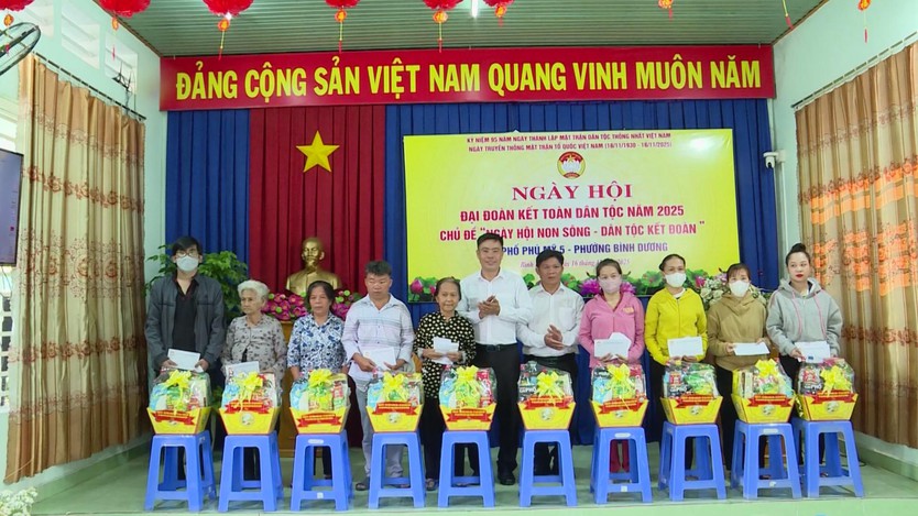 Phường Bình Dương tổ chức Ngày hội Đại đoàn kết toàn dân tộc tại Khu phố Phú Mỹ 5- Ảnh 4.