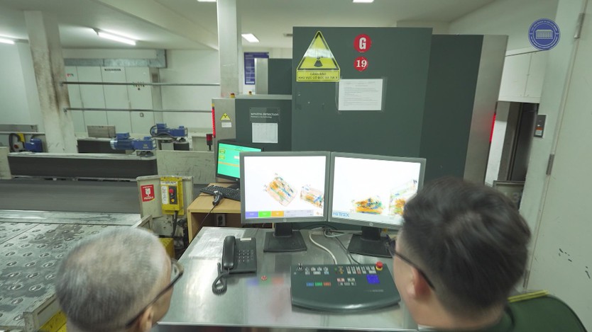 Hải quan Tân Sơn Nhất quyết tâm bảo vệ cửa ngõ hàng không khỏi tội phạm ma túy - Ảnh 5.