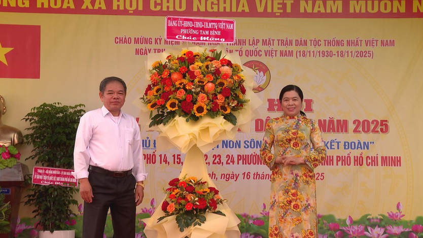 Sôi nổi Ngày hội Đại đoàn kết toàn dân tộc năm 2025 tại phường Tam Bình- Ảnh 5.