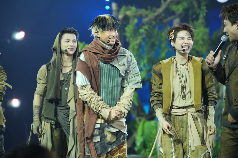 Anh trai “Say hi” 2025 Tập 11: đội Vũ Cát Tường được kỳ vọng bùng nổ tại Live Stage 4 nhờ màn kết hợp với “nóc nhà” - Ảnh 2.