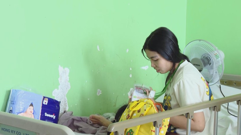 60% trẻ nhập viện dịp cuối năm do bệnh lý hô hấp - Ảnh 2.