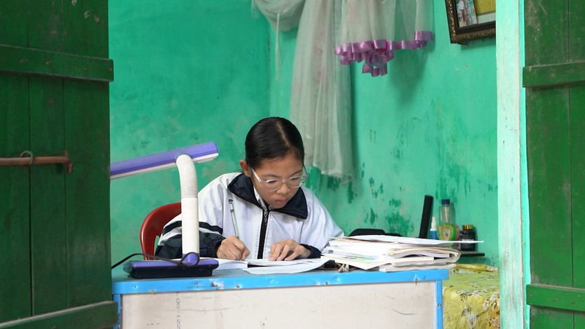 Ánh Tuyết: Cô bé lớp 7 nghị lực và người mẹ một mắt - Mái ấm gia đình Việt - Ảnh 5.