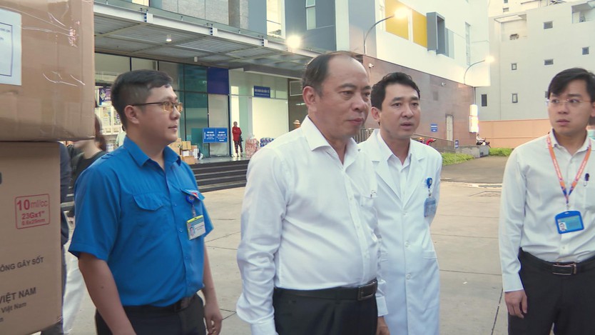 Hơn 100 y bác sĩ TP. Hồ Chí Minh chi viện y tế cho tỉnh Đắk Lắk - Ảnh 4.