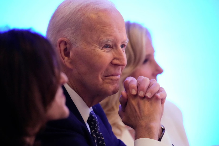 Ông Trump hủy các văn kiện do ông Biden ký bằng Autopen - Ảnh 3.