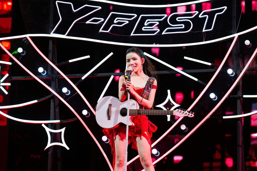 Y-FEST 2025 – Hàng chục nghìn khán giả hòa nhịp thấu cảm cùng âm nhạc và công nghệ của Viettel - Ảnh 2.