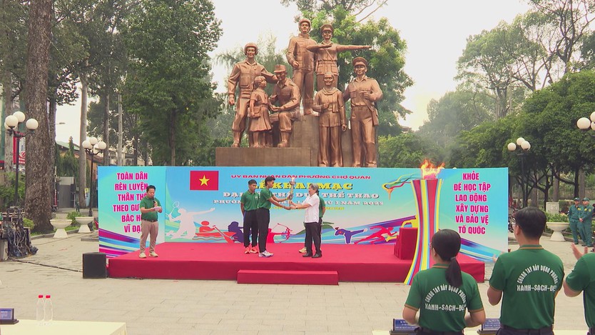 Phường Chợ Quán sôi nổi khai mạc Đại hội Thể dục Thể thao lần thứ I năm 2025- Ảnh 2.