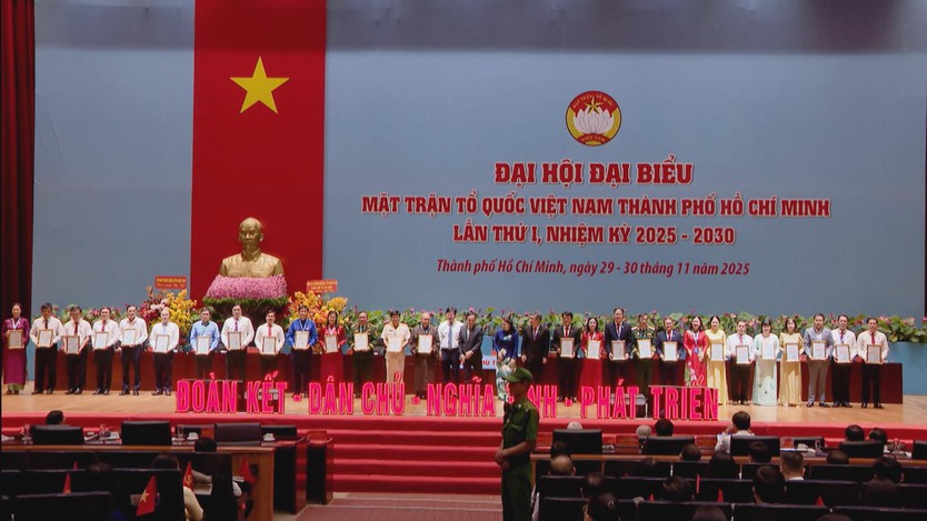 Phiên trọng thể Đại hội đại biểu Mặt trận Tổ quốc Việt Nam TP. Hồ Chí Minh, lần thứ I, nhiệm kỳ 2025-2030 - Ảnh 4.