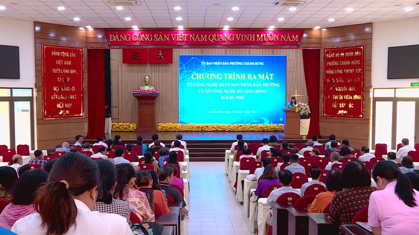 Phường Chánh Hưng lan tỏa phong trào Bình dân học vụ số - Ảnh 1.