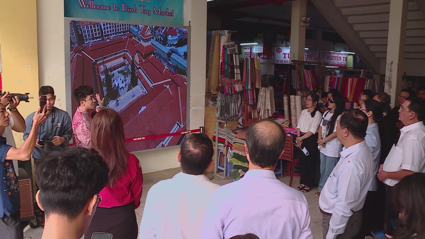 Chợ Bình Tây ra mắt tour trải nghiệm “Chạm vào dấu xưa” và phố đêm Chợ Lớn - Ảnh 2.