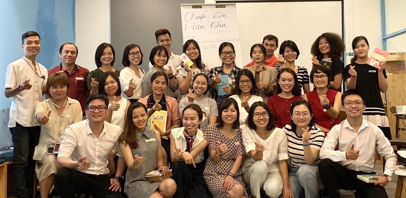 Chuyến tàu mùa thu: Từ đại sứ đến điều phối tại Liên hoan phim khoa học 2025 - Ảnh 2.