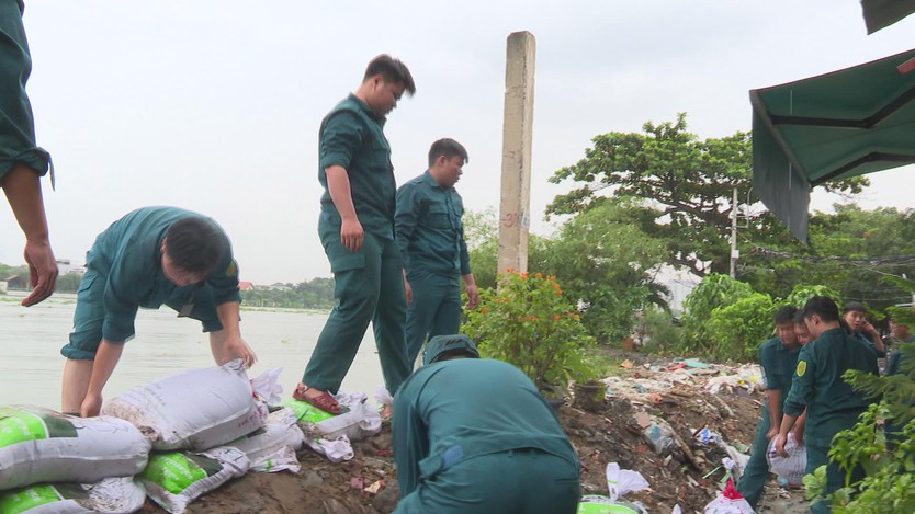TP. Hồ Chí Minh chủ động chống ngập nặng do triều cường kết hợp mưa lớn- Ảnh 6.