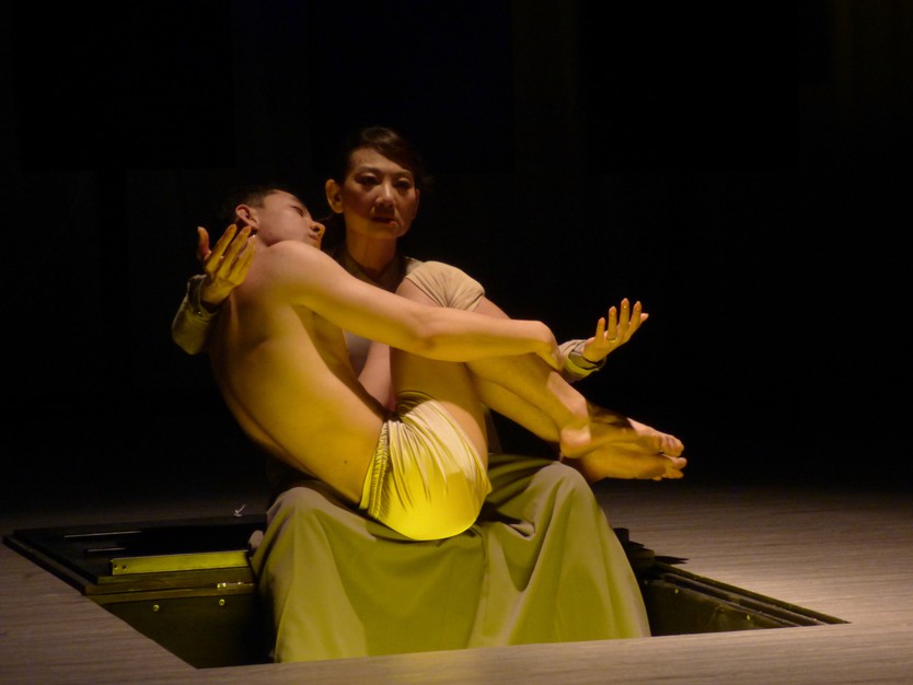 'Ảo quan' - Tiếng nói về bi kịch người trẻ- Ảnh 1.