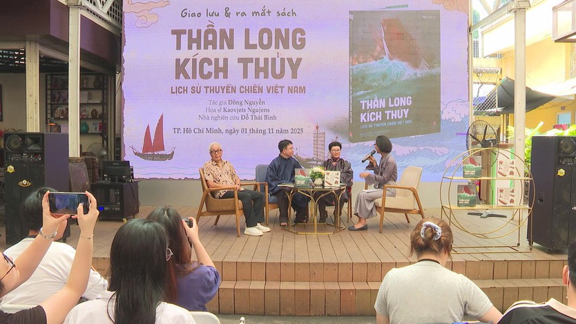 Sách "Thần long kích thủy": Phục dựng diện mạo oai hùng của thuyền chiến Việt Nam- Ảnh 4.