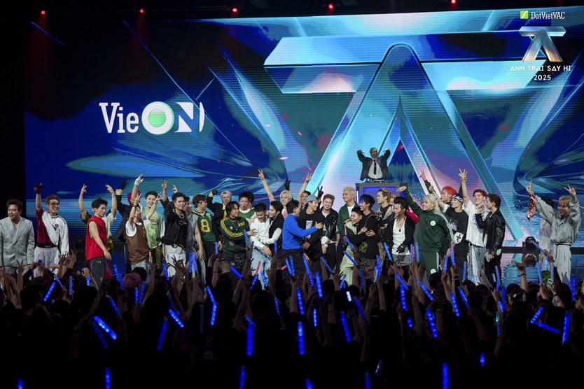 Anh trai “Say hi” 2025 Tập 8: Live Stage 3 bùng nổ âm nhạc và cảm xúc, đội CONGB dẫn đầu chung cuộc- Ảnh 3.