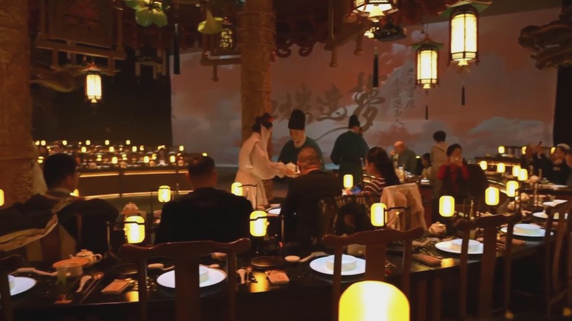 Trung Quốc: Nhà hàng lấy cảm hứng từ "Hồng Lâu Mộng" - Ảnh 1.