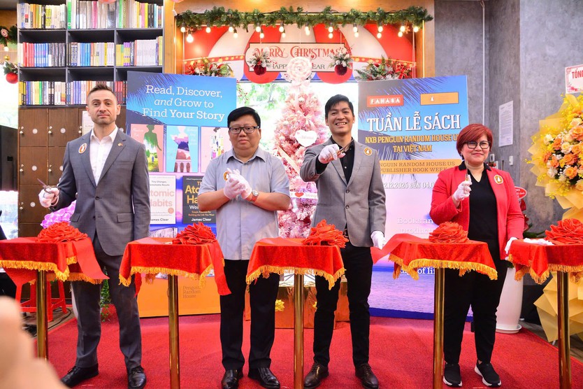 Tuần lễ sách của NXB danh tiếng thế giới Penguin Random House tại TP.HCM- Ảnh 1.