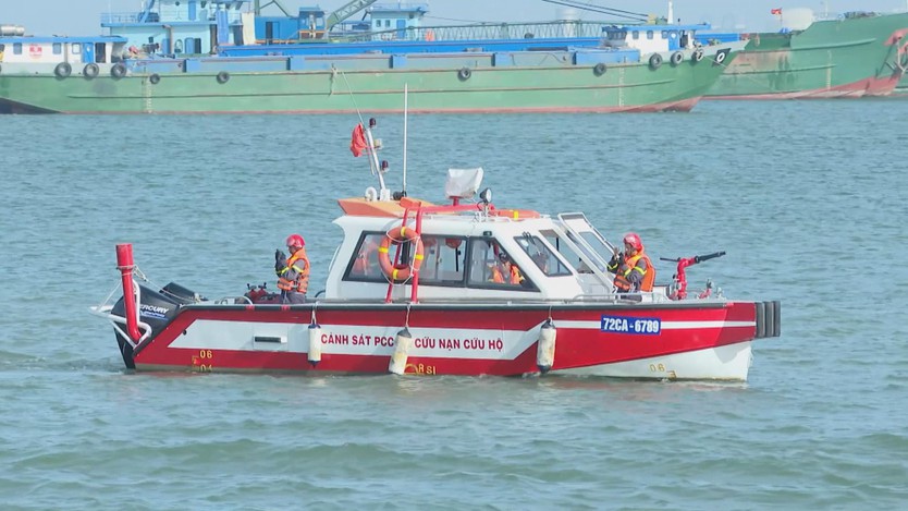 Ra quân thực hiện cao điểm tấn công trấn áp tội phạm trên đường thủy- Ảnh 6.