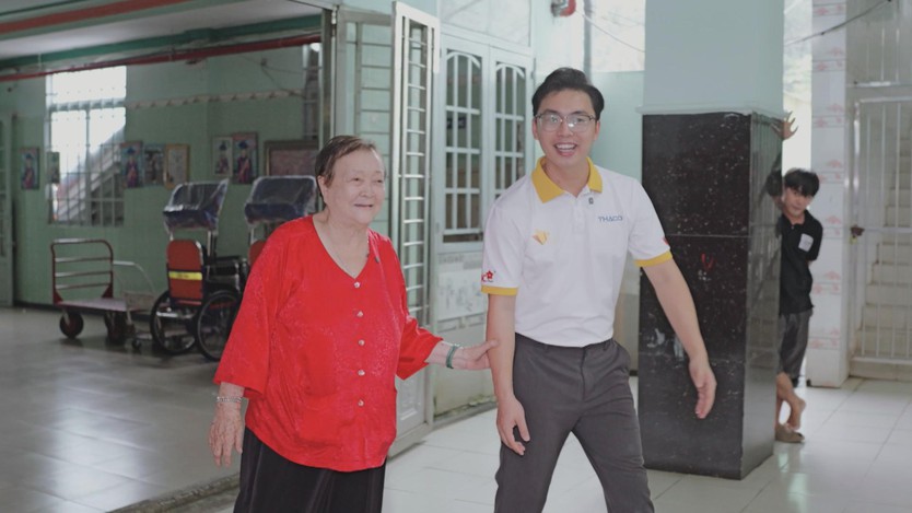 Chuyến xe tử tế tháng 12: Yêu thương trên vùng đất thép Củ Chi- Ảnh 4.