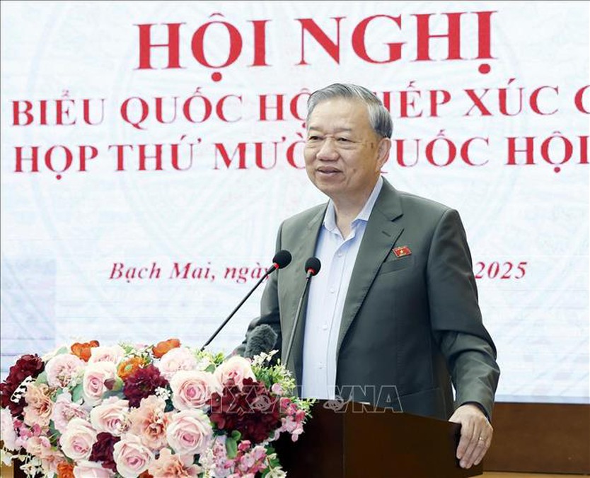 Tổng Bí thư Tô Lâm tiếp xúc cử tri Hà Nội sau Kỳ họp thứ 10, Quốc hội khóa XV- Ảnh 10.