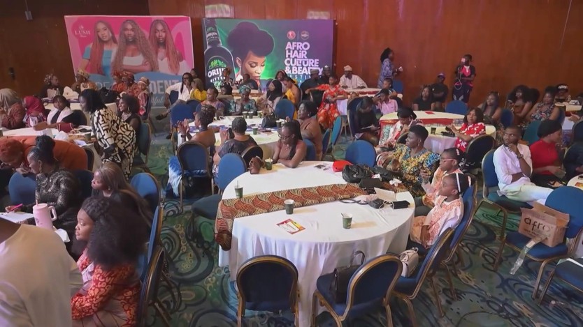 Nigeria: Ngày hội tôn vinh những kiểu tóc đặc trưng châu Phi - Ảnh 2.
