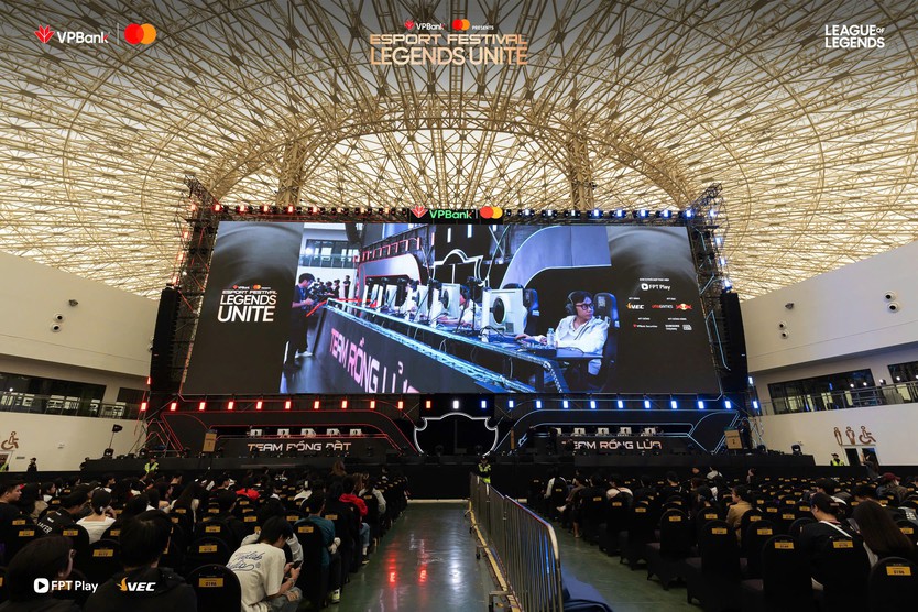 Faker và T1 khuấy động Lễ hội eSports lớn chưa từng có tại Việt Nam- Ảnh 1.