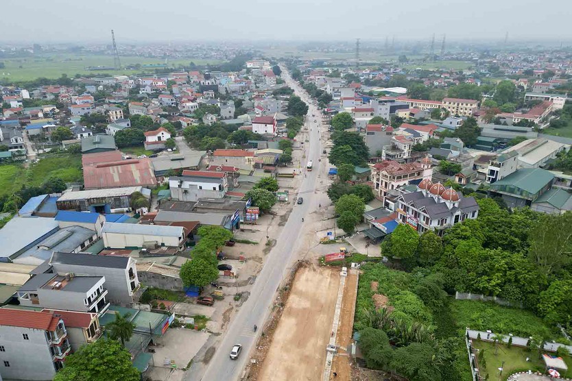 Nhiều hộ dân trong phạm vi dự án có tâm lý chờ đến 2026 để được bồi thường cao hơn - Ảnh 2.