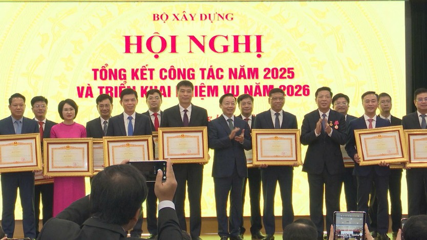 Thủ tướng yêu cầu ngành xây dựng thực hiện “5 bảo đảm, 6 đột phá” để phát triển hạ tầng hiện đại - Ảnh 4.