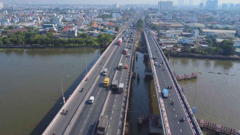 Thông xe cầu Bình Phước 1 sau khi nâng tĩnh không thêm 1,25 mét - Ảnh 2.