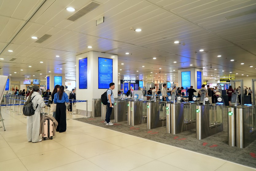 Vietnam Airlines tăng chuyến bay phục vụ cao điểm Tết Dương lịch 2026 - Ảnh 2.