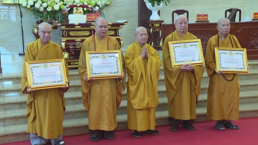 Phật giáo TP. Hồ Chí Minh khép lại năm 2025 với nhiều hoạt động ý nghĩa- Ảnh 7.