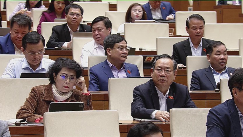 Nhiều lĩnh vực đạt tiến độ, Quốc hội đánh giá kết quả thực hiện nghị quyết giám sát - Ảnh 4.