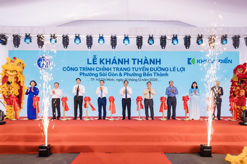 Hoàn thành chỉnh trang đường Lê Lợi sau 20 ngày, góp phần làm đẹp diện mạo trung tâm TP. Hồ Chí Minh - Ảnh 6.