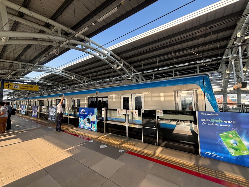 Khảo sát hành trình người dân đi metro làm thủ tục hành chính tại Trung tâm Dịch vụ hành chính công TP. Hồ Chí Minh - Ảnh 1.
