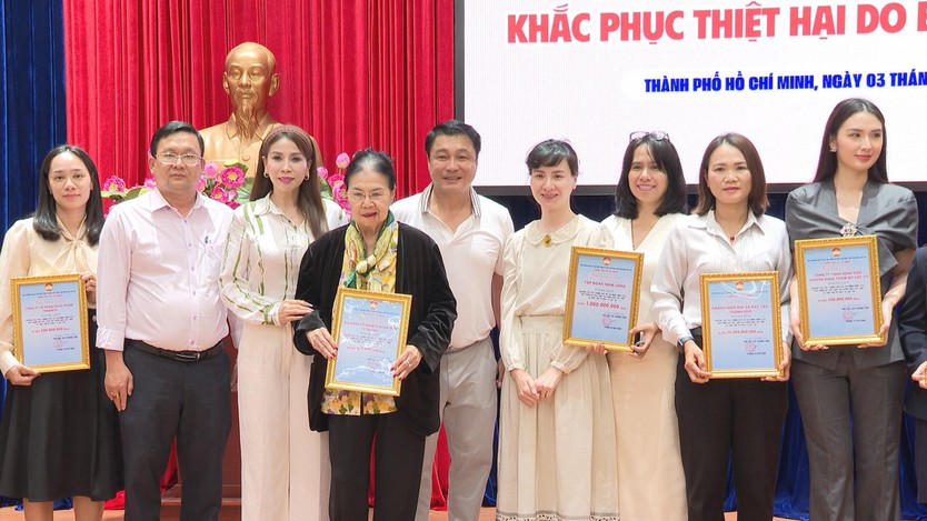 Nghĩa tình TP. Hồ Chí Minh: Tiếp nhận thêm hơn 20 tỷ đồng, tổng số tiền ủng hộ đồng bào bão lũ vượt 343 tỷ đồng - Ảnh 3.