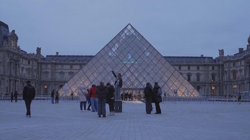 Pháp: Bảo tàng Louvre ra mắt phòng trưng bày năm châu lục- Ảnh 2.