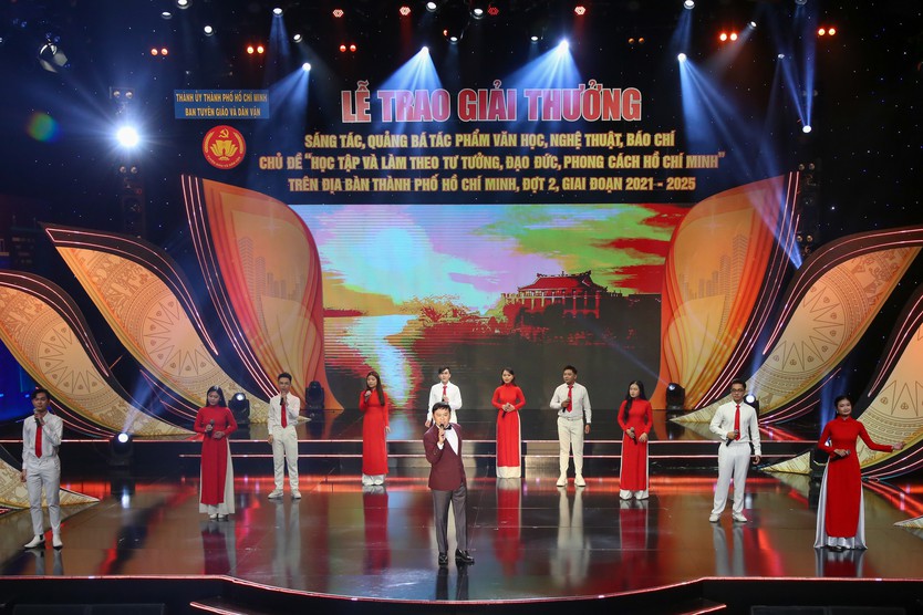 Ấn tượng Lễ trao giải về học tập và làm theo tư tưởng, đạo đức, phong cách Hồ Chí Minh - Ảnh 9.